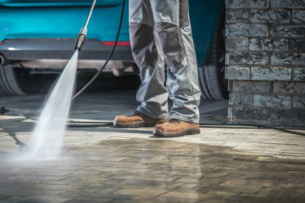 Best Spring Cleaning  in North Lindenhurst, NY